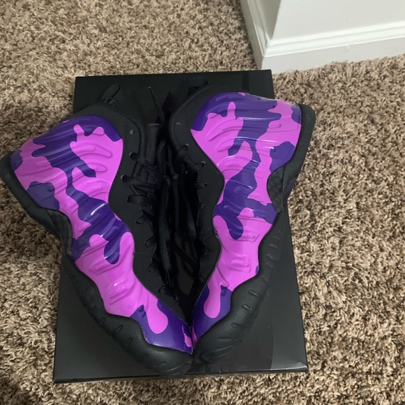 Nike foamposite gs(grade school) size 6y - Picture 3 of 7